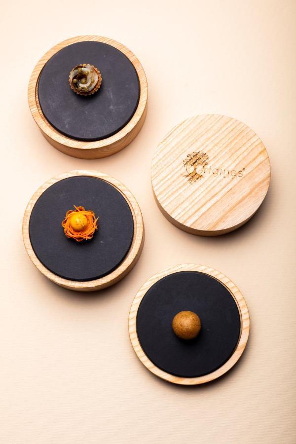 Hotel & Restaurant Origines Par Adrien Descouls - Teritoria Le Broc  Екстер'єр фото