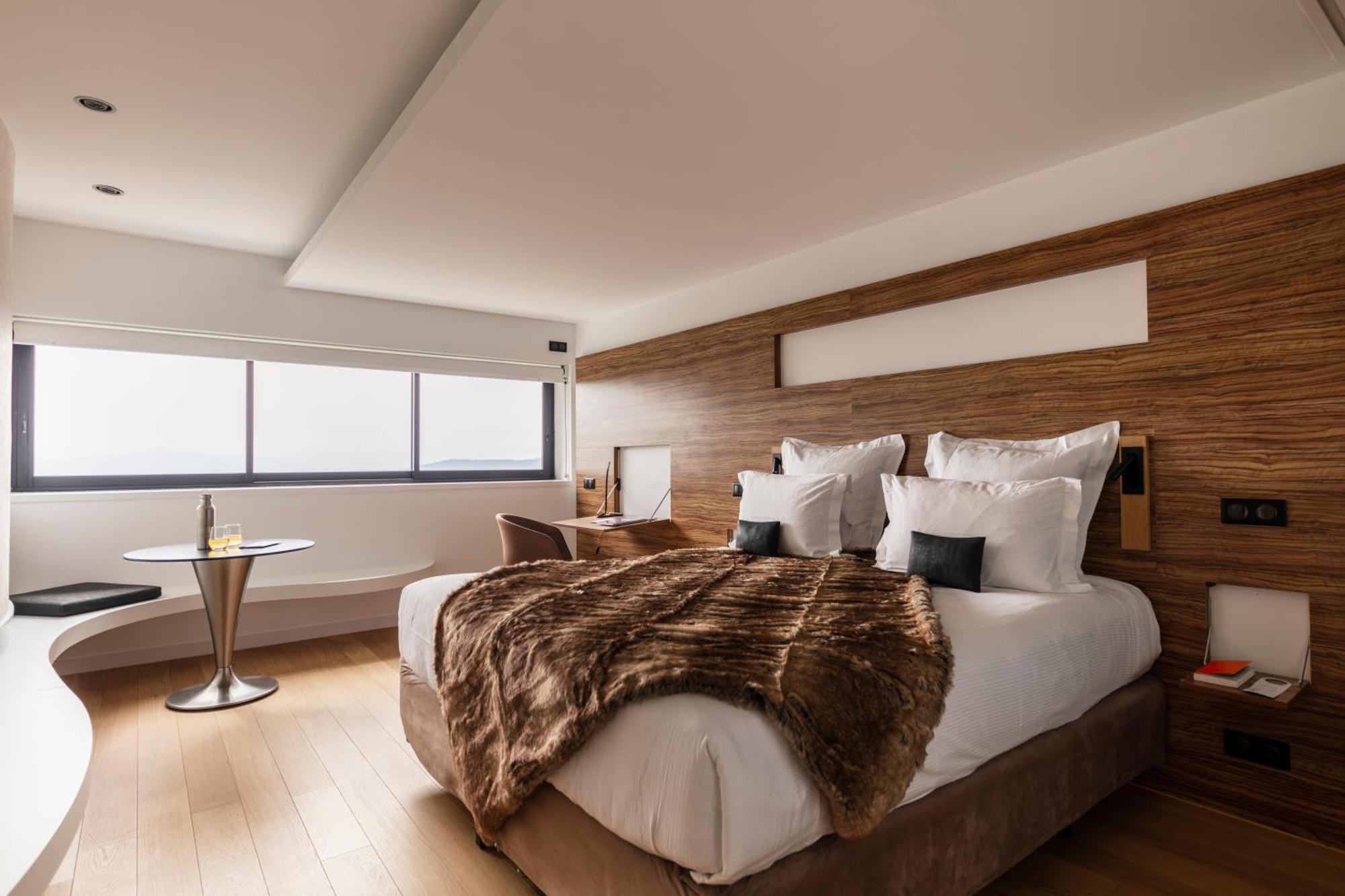 Hotel & Restaurant Origines Par Adrien Descouls - Teritoria Le Broc  Екстер'єр фото
